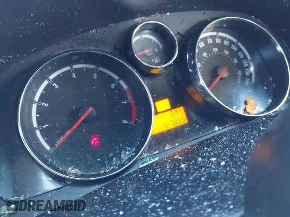 2008 Saturn VUE XE z VIN 3GSCL33P88S640657, wystawiony jako IAAI lot #40954856 z przebiegiem 127 895 mil mil oraz . Historia ofert i sprzedaży dostępna na DreamBid. Obrazek 7.