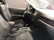 ✅ 2016 Mitsubishi Outlander SE • VIN: JA4AZ3A38GZ036751 • Lot: 42511953. Listed on IAAI with 110,266 mi. Free auction sales archive from the USA and detailed vehicle history report at DreamBid. Image 5.