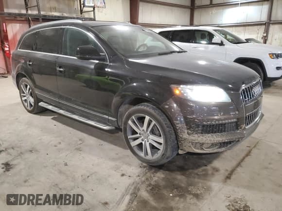 ✅ 2015 Audi Q7 Premium Plus • VIN: WA1LGBFE4FD009237 • Лот: 73796814. Опубликован ранее на Copart с пробегом 71 303 миль. Бесплатный доступ к архиву аукционных продаж из США и подробный отчёт об истории автомобиля на DreamBid. Изображение 4.