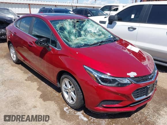 2018 Chevrolet Cruze LT с VIN 1G1BH5SE0J7122365, выставлен на аукционе IAAI как лот 43033178 с пробегом 76 834 миль миль и . История ставок и продаж доступна на DreamBid. Изображение 1.
