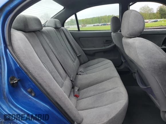 ✅ 2005 Hyundai Elantra GLS • VIN: KMHDN46DX5U030896 • Lot: 55809135. Wystawiony na Copart z przebiegiem 108 339 mil. Bezpłatny archiwum sprzedaży aukcyjnych z USA i szczegółowy raport historii pojazdu na DreamBid. Zdjęcie 10.