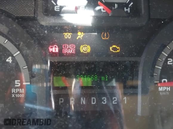 ✅ 2009 Ford E-Series Commercial • VIN: 1FDSS34PX9DA32550 • Лот: 41710405. Опубликован ранее на IAAI с пробегом 391 668 миль. Бесплатный доступ к архиву аукционных продаж из США и подробный отчёт об истории автомобиля на DreamBid. Изображение 7.