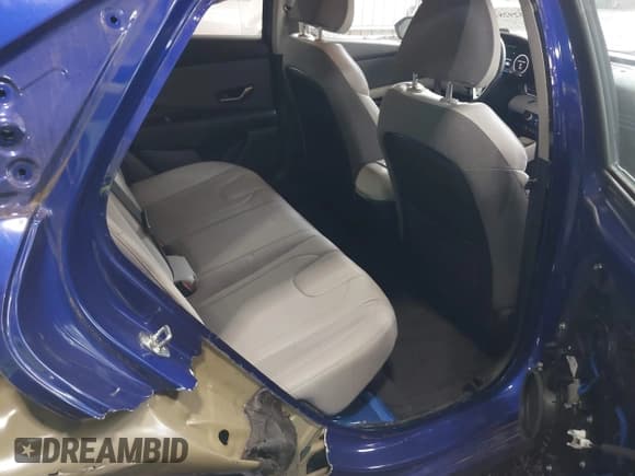 ✅ 2023 Hyundai Elantra Limited • VIN: KMHLN4AJ0PU052319 • Lot: 43292819. Listed on IAAI with 54,808 mi. Free auction sales archive from the USA and detailed vehicle history report at DreamBid. Image 8.