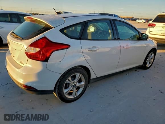 ✅ 2013 Ford Focus SE • VIN: 1FADP3K29DL104753 • Lot: 94270925. Wystawiony na Copart z przebiegiem 165 719 mil. Bezpłatny archiwum sprzedaży aukcyjnych z USA i szczegółowy raport historii pojazdu na DreamBid. Zdjęcie 3.
