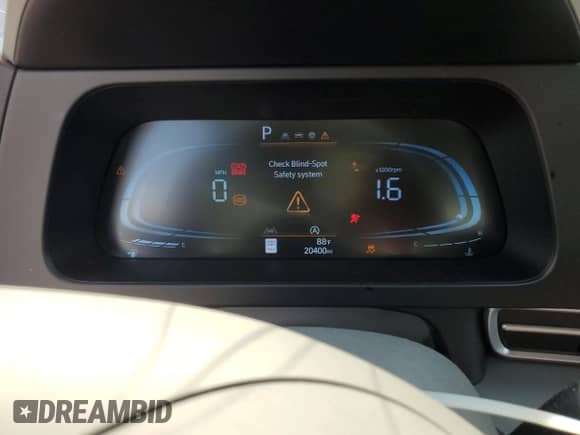 2024 Hyundai Elantra SE with VIN KMHLL4DG6RU658846, listed as a Copart auction lot 70309235 with 20,400 mi miles and Salvage title. Bid and sale history available at DreamBid. Image 9.