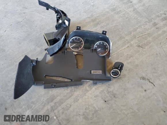 ✅ 2011 Land Rover Range Rover Sport SC • VIN: SALSH2E40BA707162 • Лот: 82286955. Опубликован ранее на Copart с пробегом Не указан. Бесплатный доступ к архиву аукционных продаж из США и подробный отчёт об истории автомобиля на DreamBid. Изображение 13.