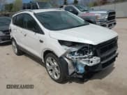 ✅ 2019 Ford Escape Titanium • VIN: 1FMCU9J99KUC21963 • Лот: 42186434. Опубликован ранее на IAAI с пробегом 60 578 миль. Бесплатный доступ к архиву аукционных продаж из США и подробный отчёт об истории автомобиля на DreamBid. Изображение 1.