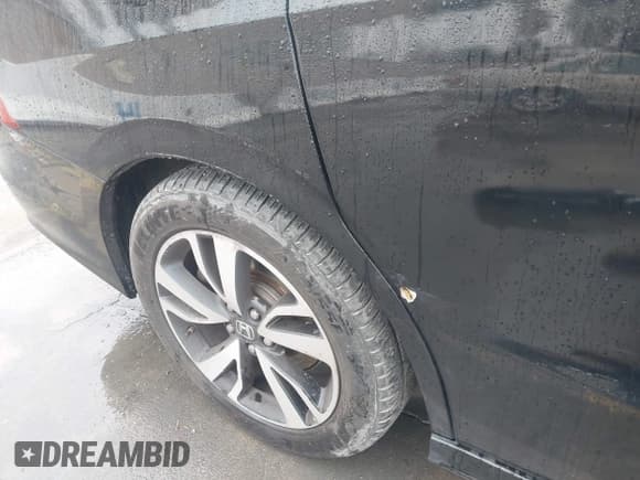 ✅ 2018 Honda Odyssey Elite • VIN: 5FNRL6H97JB092747 • Лот: 43745331. Опубликован ранее на IAAI с пробегом 89 865 миль. Бесплатный доступ к архиву аукционных продаж из США и подробный отчёт об истории автомобиля на DreamBid. Изображение 18.