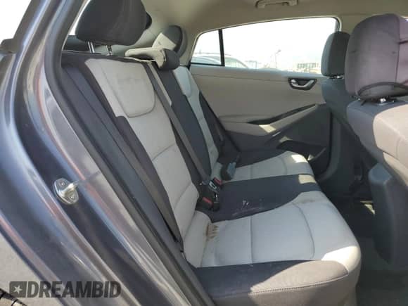 2019 Hyundai Ioniq Blue z VIN KMHC65LC8KU140111, wystawiony jako Copart lot #70437514 z przebiegiem 158 357 mil mil oraz Szkoda całkowita • Salvage title. Historia ofert i sprzedaży dostępna na DreamBid. Obrazek 10.