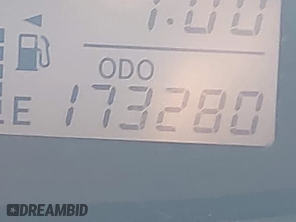 ✅ 2010 Toyota Yaris • VIN: JTDBT4K32A4072553 • Lot: 43350334. Wystawiony na IAAI z przebiegiem 173 280 mil. Bezpłatny archiwum sprzedaży aukcyjnych z USA i szczegółowy raport historii pojazdu na DreamBid. Zdjęcie 15.