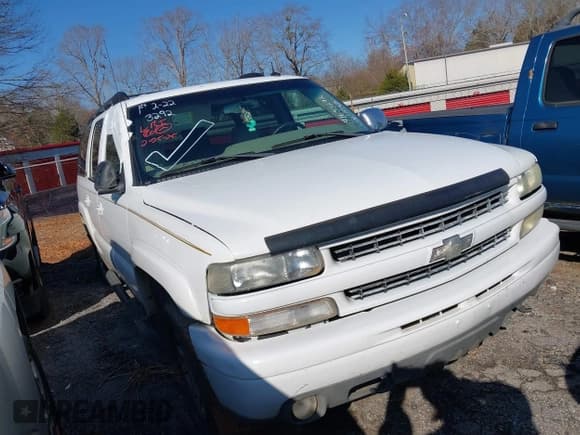 ✅ 2003 Chevrolet Suburban LT • VIN: 1GNFK16Z33R197480 • Лот: 41653292. Опубликован ранее на IAAI с пробегом Не указан. Бесплатный доступ к архиву аукционных продаж из США и подробный отчёт об истории автомобиля на DreamBid. Изображение 1.