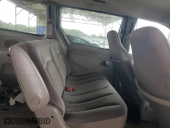 2003 Dodge Caravan SE z VIN 1D4GP24323B127564, wystawiony jako Copart lot #71619744 z przebiegiem 212 542 mil mil oraz Szkoda całkowita • Salvage title. Historia ofert i sprzedaży dostępna na DreamBid. Obrazek 11.