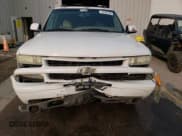 ✅ 2004 Chevrolet Suburban Z71 • VIN: 3GNFK16Z24G163676 • Лот: 70196704. Опубликован ранее на Copart с пробегом 274 960 миль. Бесплатный доступ к архиву аукционных продаж из США и подробный отчёт об истории автомобиля на DreamBid. Изображение 5.