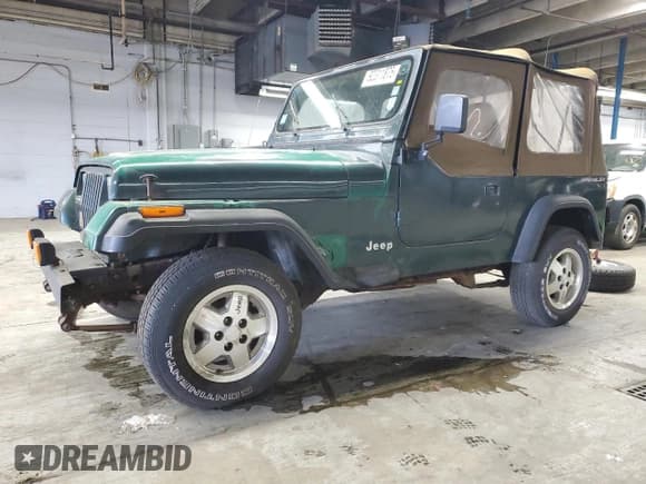 ✅ 1994 Jeep Wrangler S • VIN: 1J4FY19P4RP464397 • Lot: 92311875. Wystawiony na Copart z przebiegiem 120 939 mil. Bezpłatny archiwum sprzedaży aukcyjnych z USA i szczegółowy raport historii pojazdu na DreamBid. Zdjęcie 1.