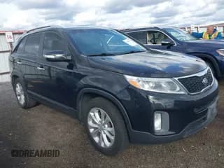 ✅ 2015 Kia Sorento EX • VIN: 5XYKU4A76FG587842 • Лот: 43489943. Опубликован ранее на IAAI с пробегом 146 994 миль. Бесплатный доступ к архиву аукционных продаж из США и подробный отчёт об истории автомобиля на DreamBid. Изображение 1.