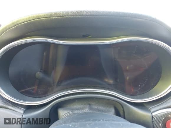 ✅ 2015 Jeep Grand Cherokee SRT • VIN: 1C4RJFDJ6FC878775 • Lot: 43311881. Wystawiony na IAAI z przebiegiem Nie podano. Bezpłatny archiwum sprzedaży aukcyjnych z USA i szczegółowy raport historii pojazdu na DreamBid. Zdjęcie 7.