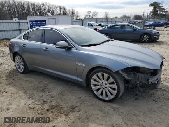 ✅ 2014 Jaguar XF SC • VIN: SAJWA0EX7E8U27912 • Lot: 47559355. Wystawiony na Copart z przebiegiem 113 446 mil. Bezpłatny archiwum sprzedaży aukcyjnych z USA i szczegółowy raport historii pojazdu na DreamBid. Zdjęcie 4.