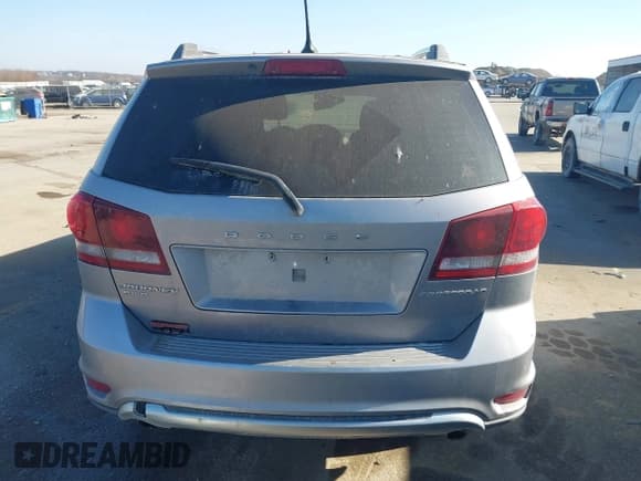 ✅ 2015 Dodge Journey Crossroad • VIN: 3C4PDDGG6FT533267 • Lot: 43695333. Listed on IAAI with 129,039 mi. Free auction sales archive from the USA and detailed vehicle history report at DreamBid. Image 16.