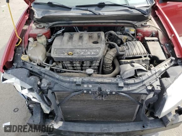 ✅ 2013 Dodge Avenger SE • VIN: 1C3CDZABXDN575788 • Лот: 75058754. Опубликован ранее на Copart с пробегом 74 909 миль. Бесплатный доступ к архиву аукционных продаж из США и подробный отчёт об истории автомобиля на DreamBid. Изображение 11.