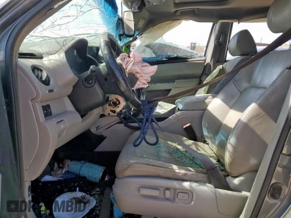 ✅ 2011 Honda Pilot Touring • VIN: 5FNYF3H95BB004412 • Lot: 91146675. Wystawiony na Copart z przebiegiem Nie podano. Bezpłatny archiwum sprzedaży aukcyjnych z USA i szczegółowy raport historii pojazdu na DreamBid. Zdjęcie 7.