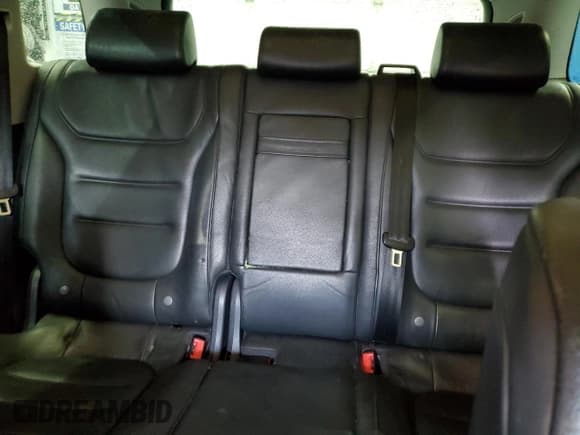 ✅ 2012 Volkswagen Touareg Lux • VIN: WVGEF9BP6CD005702 • Lot: 87446245. Wystawiony na Copart z przebiegiem 140 483 mil. Bezpłatny archiwum sprzedaży aukcyjnych z USA i szczegółowy raport historii pojazdu na DreamBid. Zdjęcie 10.