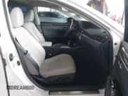 ✅ 2017 Lexus ES 350 • VIN: 58ABK1GG5HU069609 • Lot: 43365617. Listed on IAAI with 67,484 mi. Free auction sales archive from the USA and detailed vehicle history report at DreamBid. Image 5.