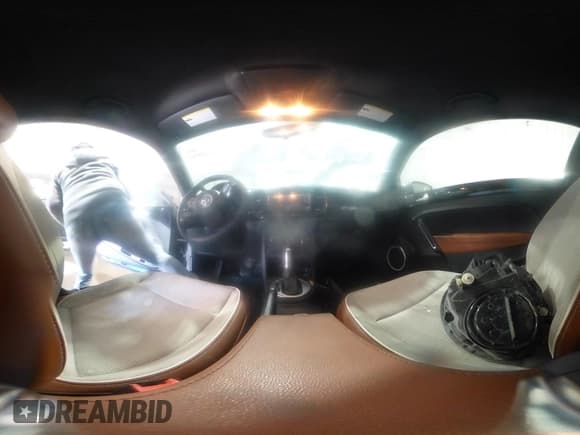 ✅ 2015 Volkswagen Beetle Fleet Edition • VIN: 3VWF17ATXFM654998 • Lot: 41569970. Listed on IAAI with 76,265 mi. Free auction sales archive from the USA and detailed vehicle history report at DreamBid. Image 18.