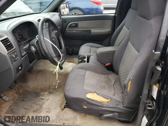 ✅ 2004 GMC Canyon SLE Z71 • VIN: 1GTDT196148181705 • Лот: 86918644. Опубликован ранее на Copart с пробегом 184 364 миль. Бесплатный доступ к архиву аукционных продаж из США и подробный отчёт об истории автомобиля на DreamBid. Изображение 7.