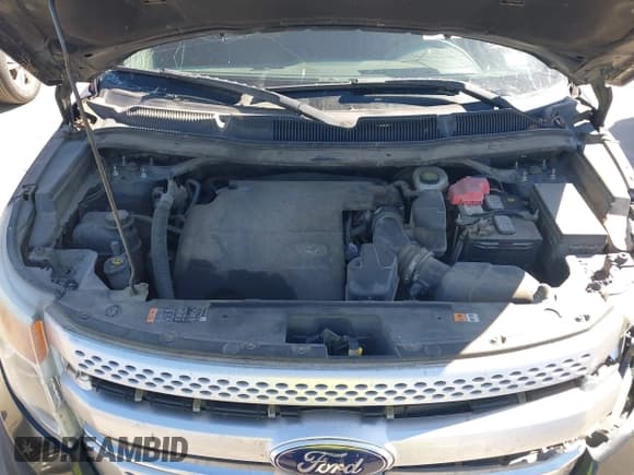 ✅ 2014 Ford Explorer XLT • VIN: 1FM5K7D85EGC47114 • Lot: 43571672. Listed on IAAI with 174,061 mi. Free auction sales archive from the USA and detailed vehicle history report at DreamBid. Image 10.