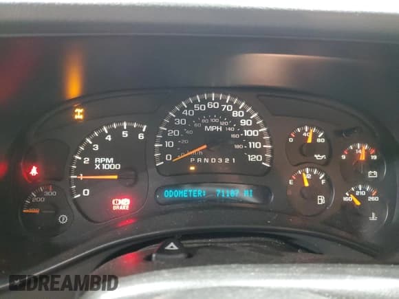 ✅ 2007 GMC Sierra 2500HD SLE1 • VIN: 1GTHK29U47E145120 • Лот: 52375575. Опубликован ранее на Copart с пробегом 71 107 миль. Бесплатный доступ к архиву аукционных продаж из США и подробный отчёт об истории автомобиля на DreamBid. Изображение 9.