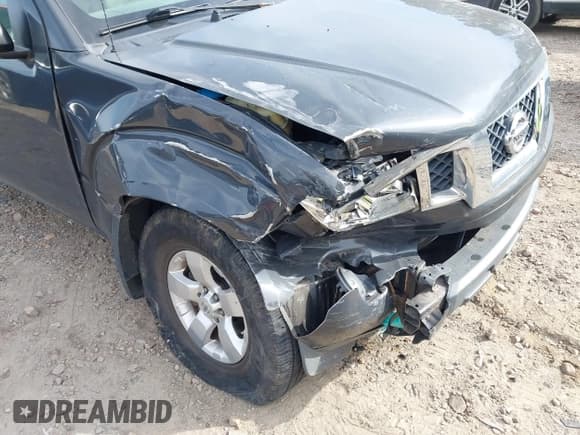 ✅ 2012 Nissan Frontier SV • VIN: 1N6AD0EV3CC462971 • Lot: 41709280. Listed on IAAI with 76,012 mi. Free auction sales archive from the USA and detailed vehicle history report at DreamBid. Image 6.