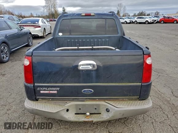 ✅ 2001 Ford Explorer Sport Trac • VIN: 1FMZU77EX1UA45524 • Lot: 96606955. Listed on Copart with 226,213 mi. Free auction sales archive from the USA and detailed vehicle history report at DreamBid. Image 6.