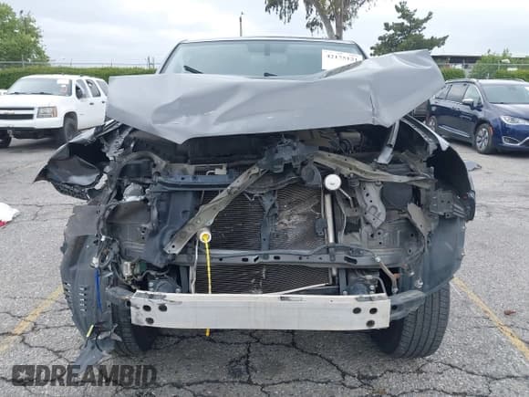 ✅ 2019 Toyota 4Runner SR5 • VIN: JTEBU5JR5K5694290 • Lot: 42175121. Listed on IAAI with 157,939 mi. Free auction sales archive from the USA and detailed vehicle history report at DreamBid. Image 13.