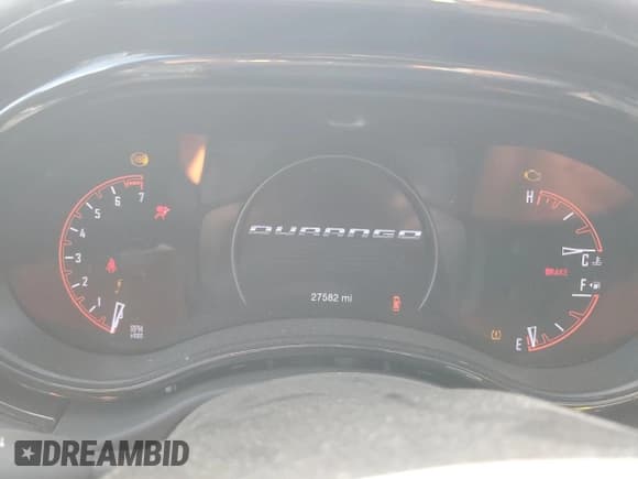 ✅ 2023 Dodge Durango Pursuit • VIN: 1C4RDJFG6PC631124 • Lot: 86140695. Wystawiony na Copart z przebiegiem 27 582 mil. Bezpłatny archiwum sprzedaży aukcyjnych z USA i szczegółowy raport historii pojazdu na DreamBid. Zdjęcie 9.