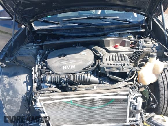 ✅ 2018 BMW X1 sDrive28i • VIN: WBXHU7C37J5L05511 • Lot: 42980003. Listed on IAAI with 25,925 mi. Free auction sales archive from the USA and detailed vehicle history report at DreamBid. Image 10.