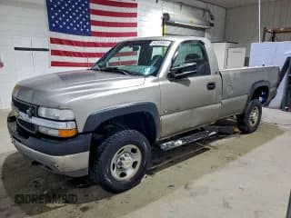 ✅ 2001 Chevrolet Silverado 2500HD • VIN: 1GCHK24U91E228041 • Lot: 94269065. Wystawiony na Copart z przebiegiem 159 267 mil. Bezpłatny archiwum sprzedaży aukcyjnych z USA i szczegółowy raport historii pojazdu na DreamBid. Zdjęcie 1.