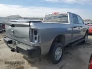 ✅ 2020 Ram 2500 Tradesman • VIN: 3C6UR5CJ4LG138575 • Lot: 48793825. Wystawiony na Copart z przebiegiem 33 993 mil. Bezpłatny archiwum sprzedaży aukcyjnych z USA i szczegółowy raport historii pojazdu na DreamBid. Zdjęcie 3.
