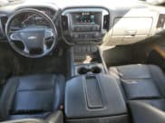 ✅ 2015 Chevrolet Silverado 2500HD LTZ • VIN: 1GC1KWEG3FF616207 • Lot: 42385845. Wystawiony na Copart z przebiegiem 125 874 mil. Bezpłatny archiwum sprzedaży aukcyjnych z USA i szczegółowy raport historii pojazdu na DreamBid. Zdjęcie 8.