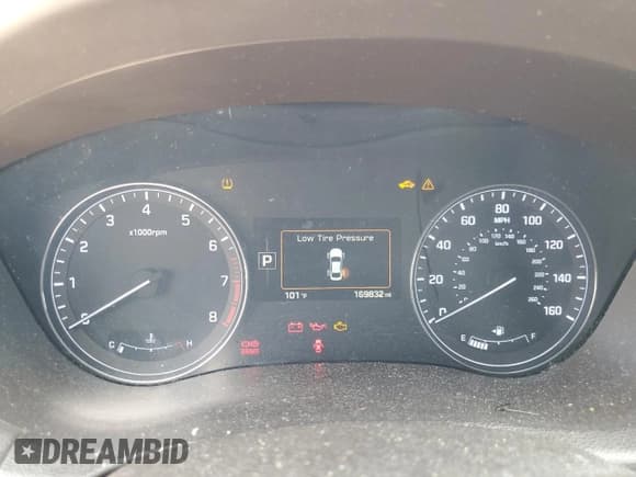 ✅ 2015 Hyundai Genesis 3.8L • VIN: KMHGN4JE0FU039377 • Lot: 72476954. Wystawiony na Copart z przebiegiem 169 832 mil. Bezpłatny archiwum sprzedaży aukcyjnych z USA i szczegółowy raport historii pojazdu na DreamBid. Zdjęcie 9.