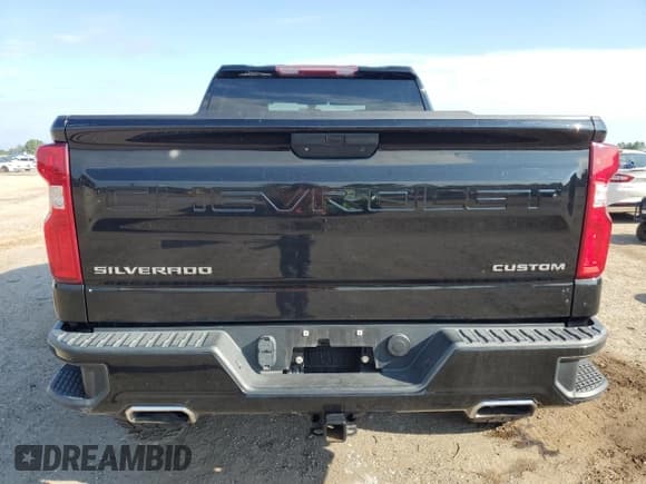 ✅ 2019 Chevrolet Silverado 1500 Custom Trail Boss • VIN: 1GCRYCEF7KZ290783 • Lot: 71790944. Wystawiony na Copart z przebiegiem 117 943 mil. Bezpłatny archiwum sprzedaży aukcyjnych z USA i szczegółowy raport historii pojazdu na DreamBid. Zdjęcie 6.