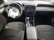 ✅ 2024 Hyundai Tucson SEL • VIN: 5NMJBCDE5RH366829 • Lot: 74477954. Wystawiony na Copart z przebiegiem 8 366 mil. Bezpłatny archiwum sprzedaży aukcyjnych z USA i szczegółowy raport historii pojazdu na DreamBid. Zdjęcie 8.