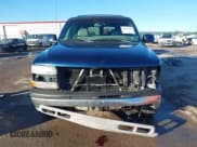 ✅ 2001 Chevrolet Suburban LT • VIN: 3GNGK26U41G215903 • Лот: 41283772. Опубликован ранее на IAAI с пробегом 199 191 миль. Бесплатный доступ к архиву аукционных продаж из США и подробный отчёт об истории автомобиля на DreamBid. Изображение 13.