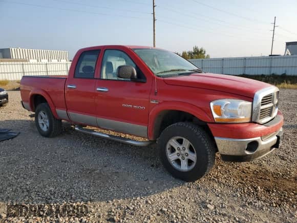 2006 Dodge 1500 SLT z VIN 1D7HU18206S512332, wystawiony jako Copart lot #80126355 z przebiegiem 155 881 mil mil oraz Szkoda całkowita • Salvage title. Historia ofert i sprzedaży dostępna na DreamBid. Obrazek 4.