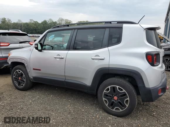 ✅ 2017 Jeep Renegade Trailhawk • VIN: ZACCJBCB5HPG38544 • Lot: 82104775. Listed on Copart with 98,947 mi. Free auction sales archive from the USA and detailed vehicle history report at DreamBid. Image 2.