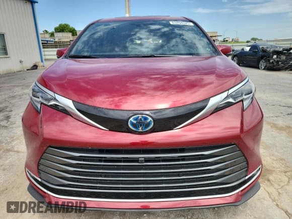 ✅ 2025 Toyota Sienna Platinum • VIN: 5TDESKFC2SS196861 • Lot: 63494525. Listed on Copart with 936 mi. Free auction sales archive from the USA and detailed vehicle history report at DreamBid. Image 5.
