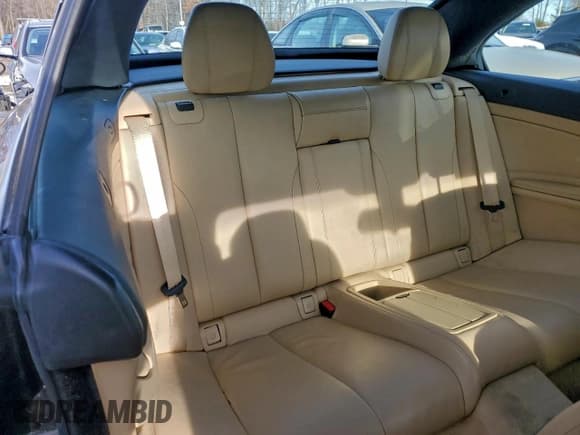 ✅ 2015 BMW 4 Series 428i xDrive • VIN: WBA3V9C53FP946942 • Lot: 94252685. Listed on Copart with 90,350 mi. Free auction sales archive from the USA and detailed vehicle history report at DreamBid. Image 10.