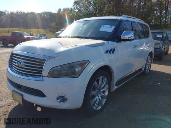 ✅ 2011 Infiniti QX56 7-passenger • VIN: JN8AZ2NE4B9004694 • Lot: 43599308. Wystawiony na IAAI z przebiegiem 318 810 mil. Bezpłatny archiwum sprzedaży aukcyjnych z USA i szczegółowy raport historii pojazdu na DreamBid. Zdjęcie 2.