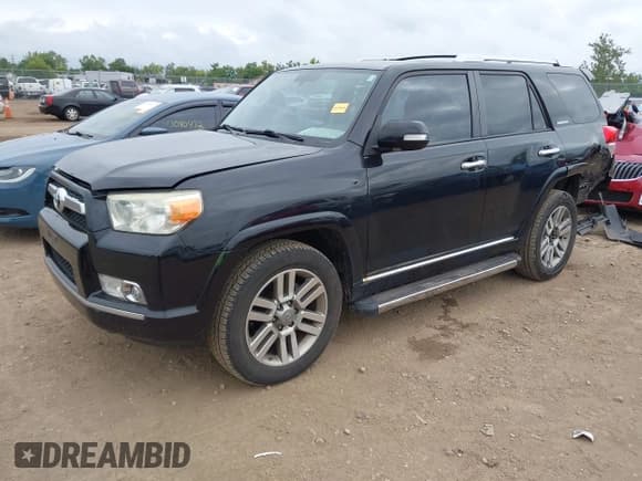 ✅ 2011 Toyota 4Runner Trail • VIN: JTEBU5JR5B5068447 • Lot: 43026939. Wystawiony na IAAI z przebiegiem 188 255 mil. Bezpłatny archiwum sprzedaży aukcyjnych z USA i szczegółowy raport historii pojazdu na DreamBid. Zdjęcie 18.