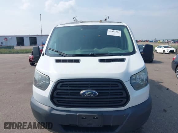✅ 2015 Ford Transit Cargo • VIN: 1FTNR1YM1FKB33081 • Лот: 42834421. Опубликован ранее на IAAI с пробегом 215 802 миль. Бесплатный доступ к архиву аукционных продаж из США и подробный отчёт об истории автомобиля на DreamBid. Изображение 12.