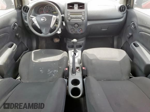 ✅ 2015 Nissan Versa SV • VIN: 3N1CN7AP9FL924261 • Lot: 61920525. Listed on Copart with 56,208 mi. Free auction sales archive from the USA and detailed vehicle history report at DreamBid. Image 8.